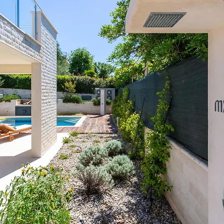 بيت للعطل Awesome In نجيفيش