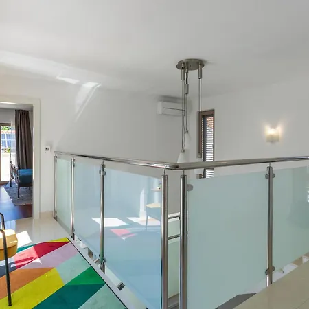 Awesome In Prázdninový dům *