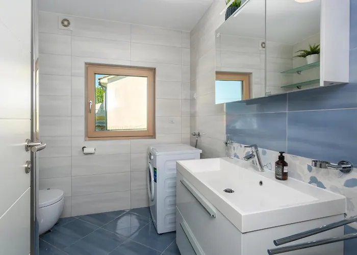 Awesome In * Njivice